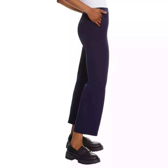 Gloria Vanderbilt Women's Cropped Pull-on Ponte Pant Color; Navy - Picture 3 of 5